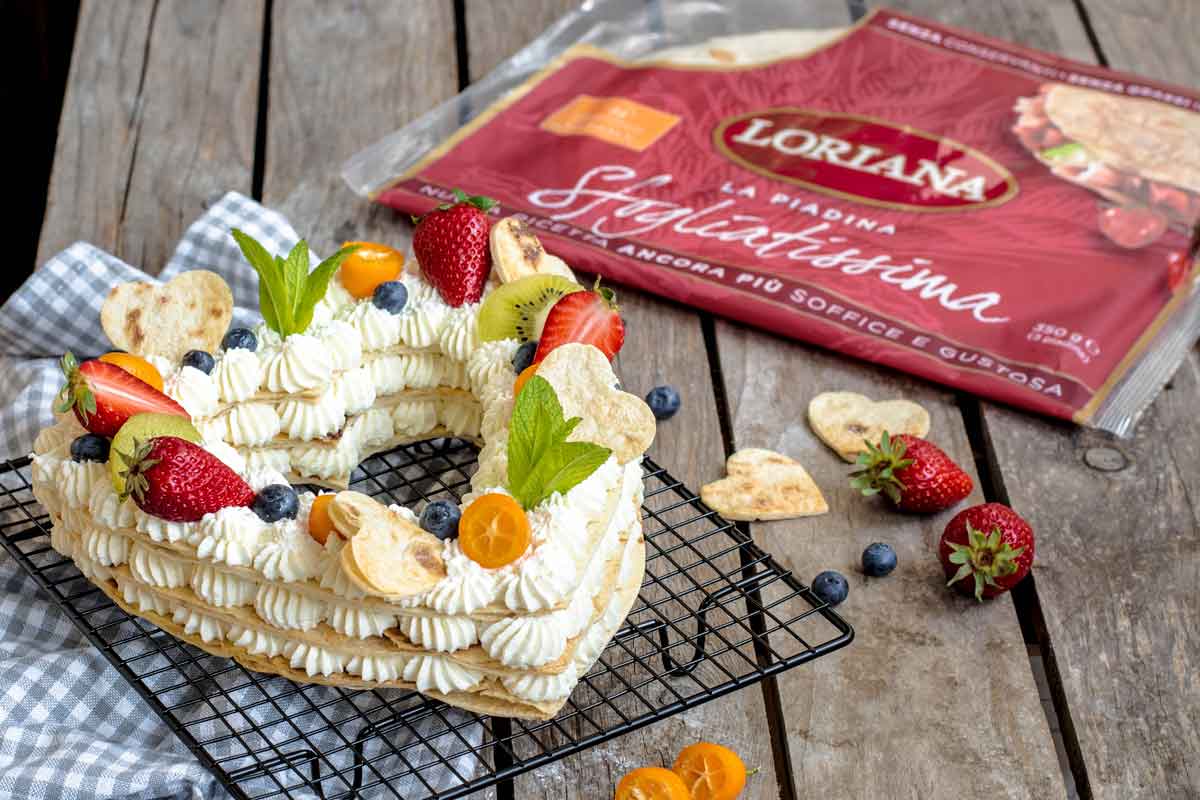 Cream tart di Piadina Loriana con camy cream e frutta